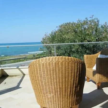 Holiday home Cala Cuticchi, Sea Front, Wi-fi, Parking