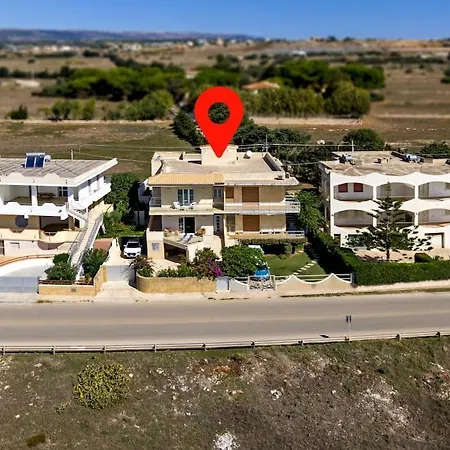 Holiday home Cala Cuticchi, Sea Front, Wi-fi, Parking Donnalucata (Sicily)
